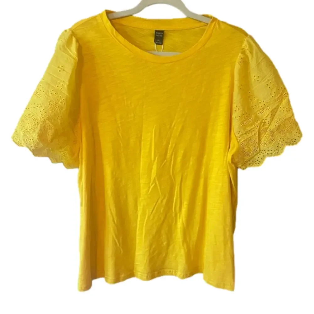 Emery Rose Women's Yellow Eyelet Embroidered Sleeves Short Sleeve Shirt Size 2XL
